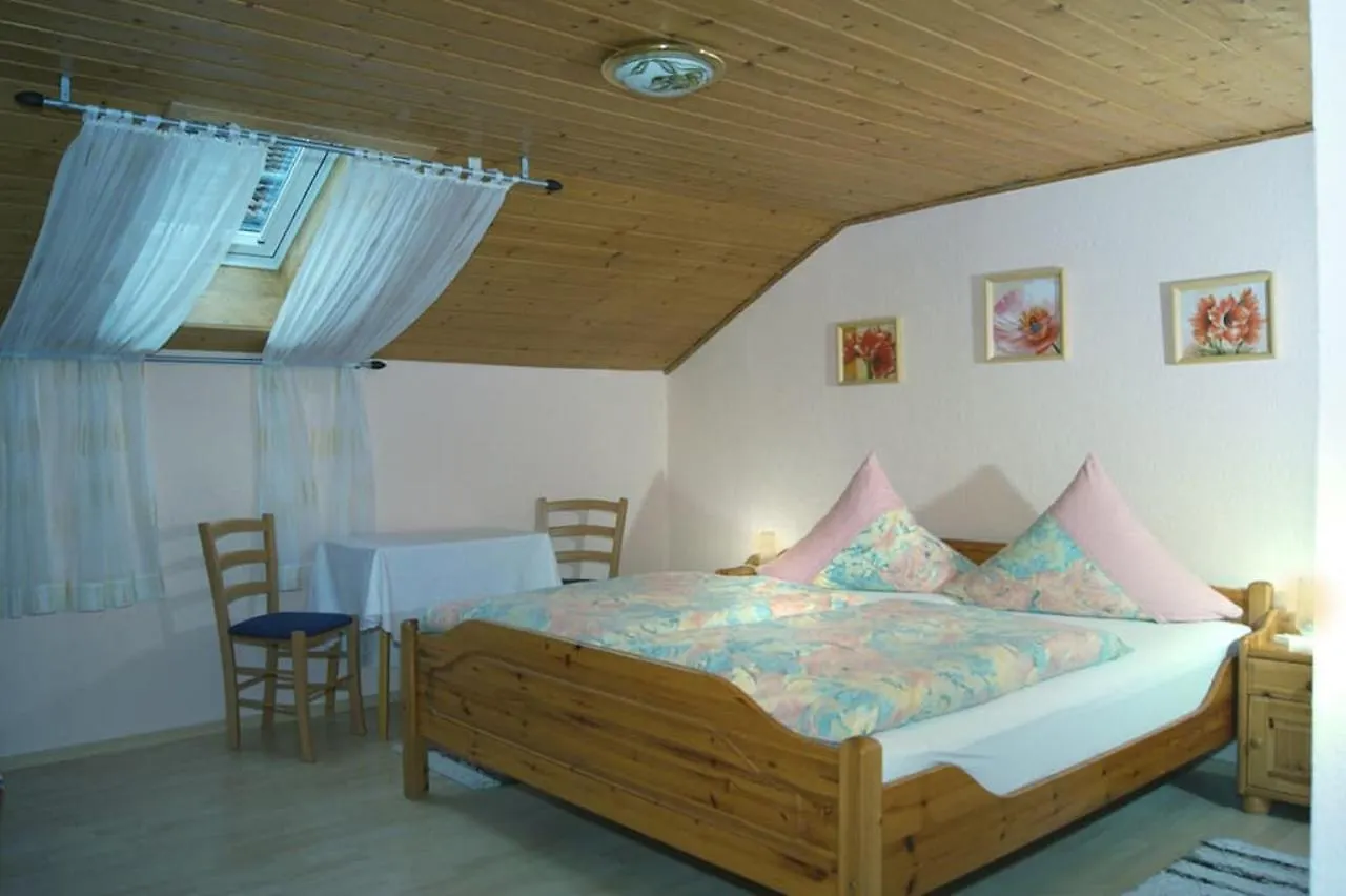 Ferienwohnungen Meindl Lam Apartment