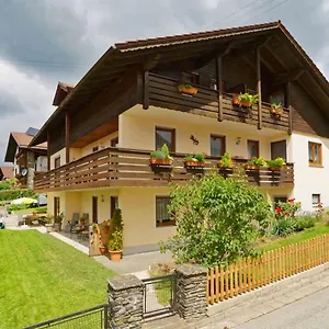 Schmalzreich Lam